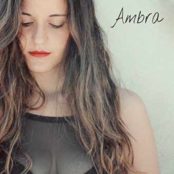 Let’s Party – il nuovo singolo di Ambra