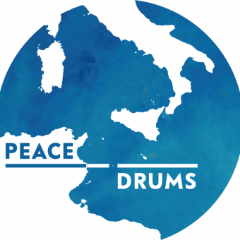 Peacedrums – Oltre 100 artisti e associazioni da 14 paesi per un messaggio di pace e dialogo nel Mediterraneo