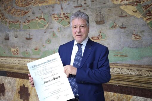 Assomusica: al Presidente Spera l’onorificenza di Commendatore dell’Ordine al merito della Repubblica Italiana