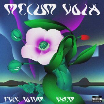 Fvck Totvm è pronta a stupirci con il suo nuovo singolo, “Mecum Vola”, fuori domani per Sony Music Italy