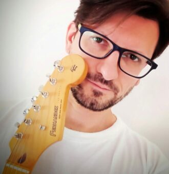 Leonardo Serasini: È online sui digital stores il brano “Semplice”